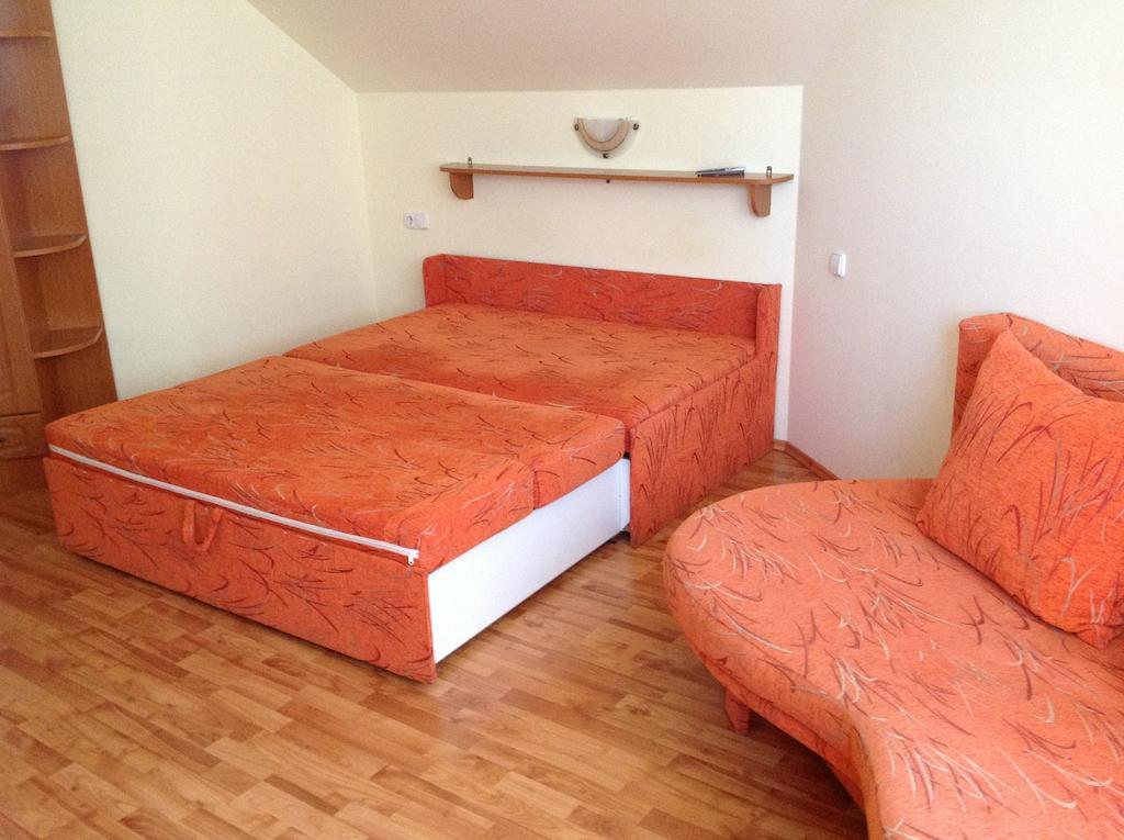 Majnar Villa Apartmanhaz Bogacs Room photo