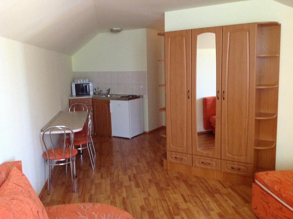 Majnar Villa Apartmanhaz Bogacs Exterior photo